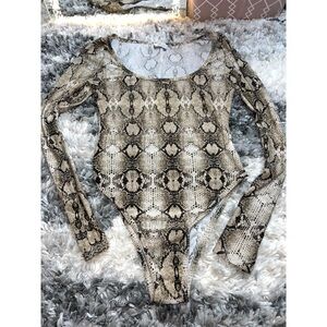Oh Polly Long Sleeve Bodysuit in Snake Print